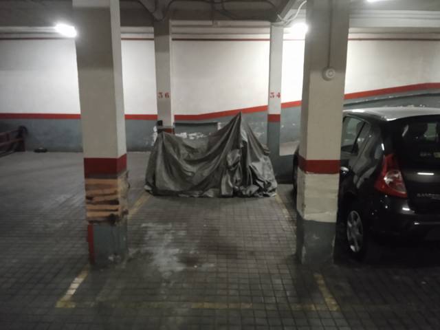 Garaje en Venta en Calle Azabache, 3 en Opañel