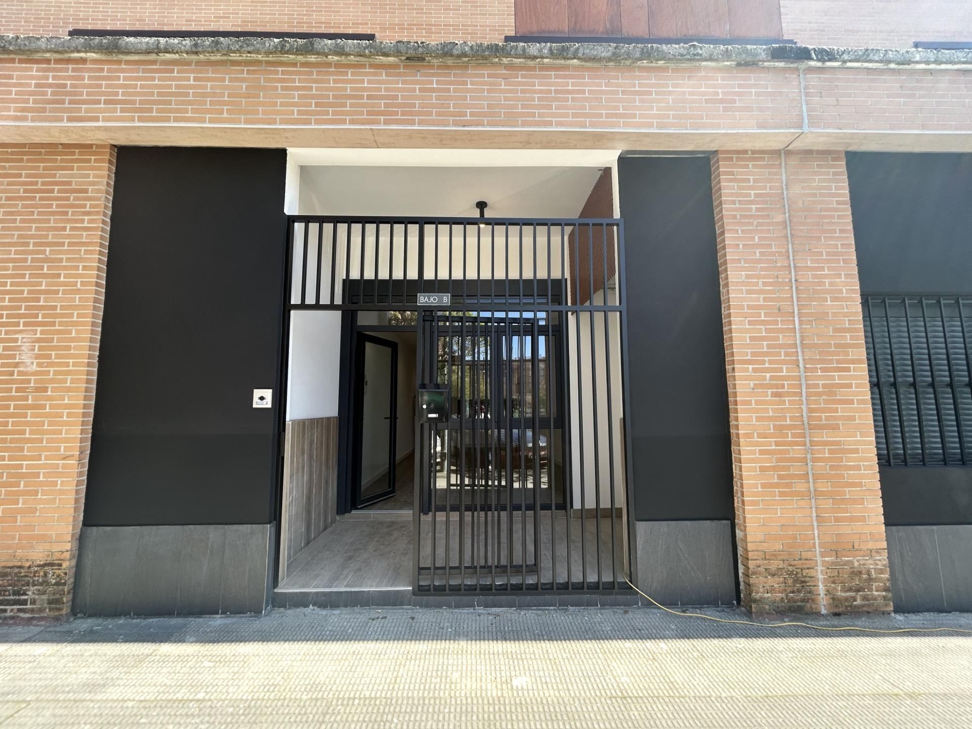 Exterior view of Loft for sale in  Pamplona / Iruña  with Heating
