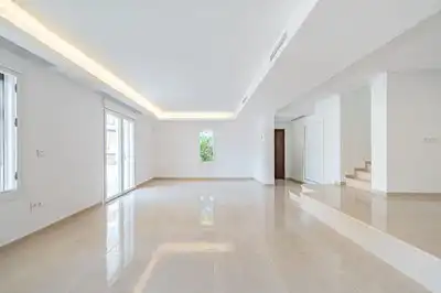 Casa a schiera con terrazza in vendita a Calle Salvador Dali 3, imagen 3