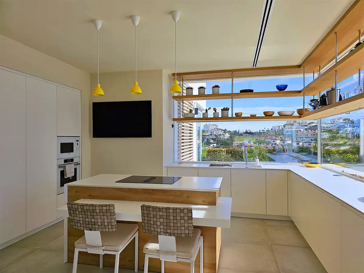 Chalet con piscina en venta en Riviera del Sol, imagen 10