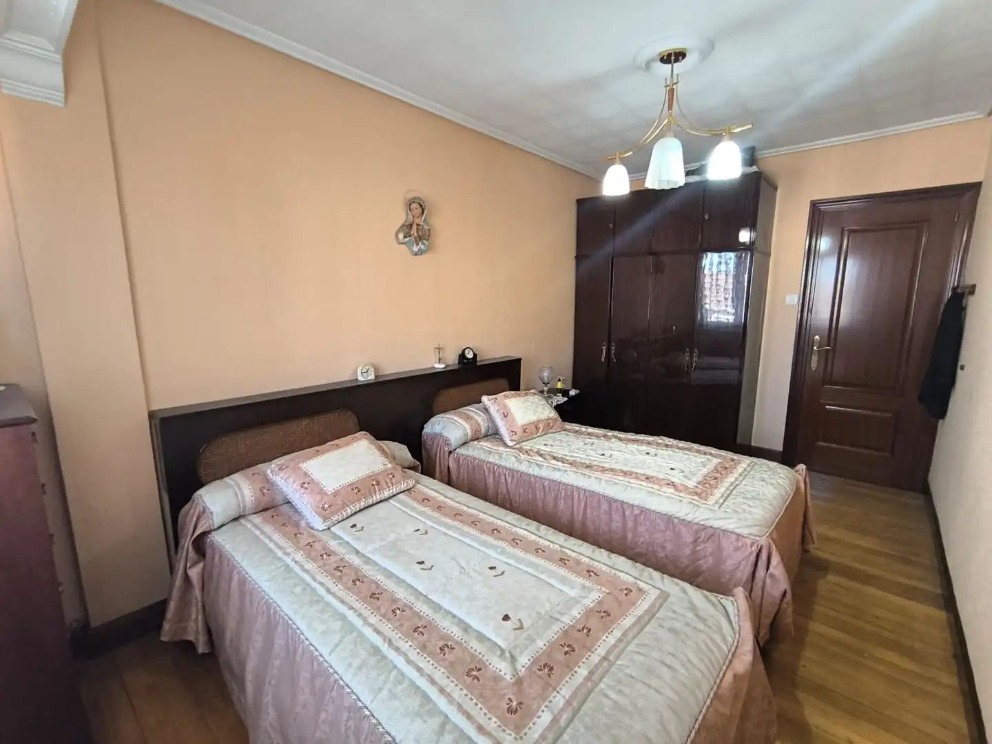 Habitación de Piso en venta en Bilbao  con Calefacción, Parquet y Amueblado