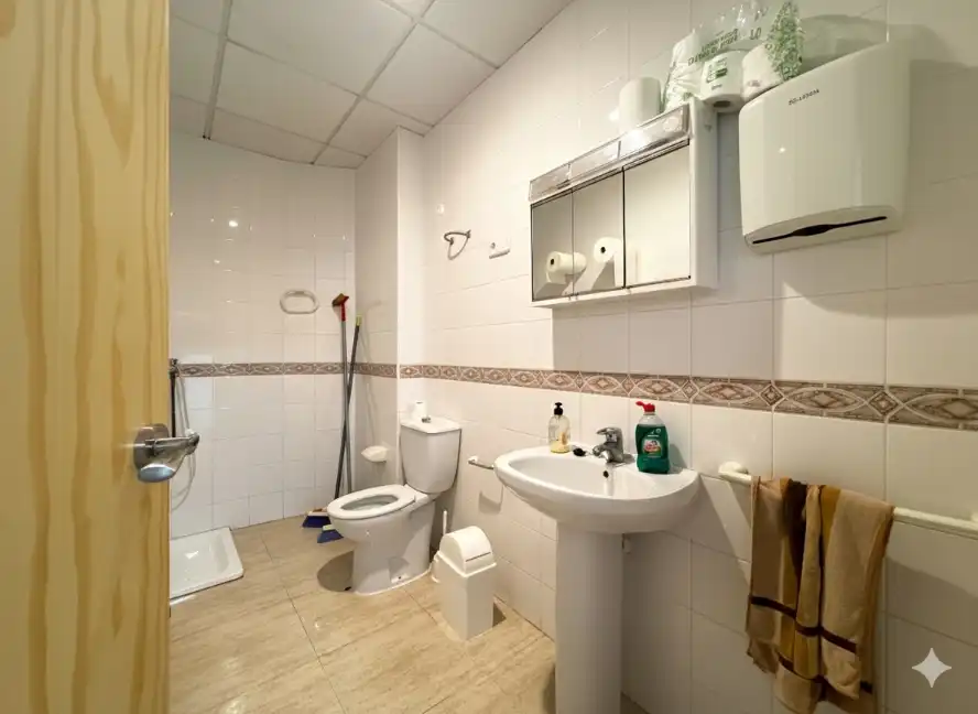 Local commercial à vendre à Calle Doctor Ferrero Velasco, imagen 14