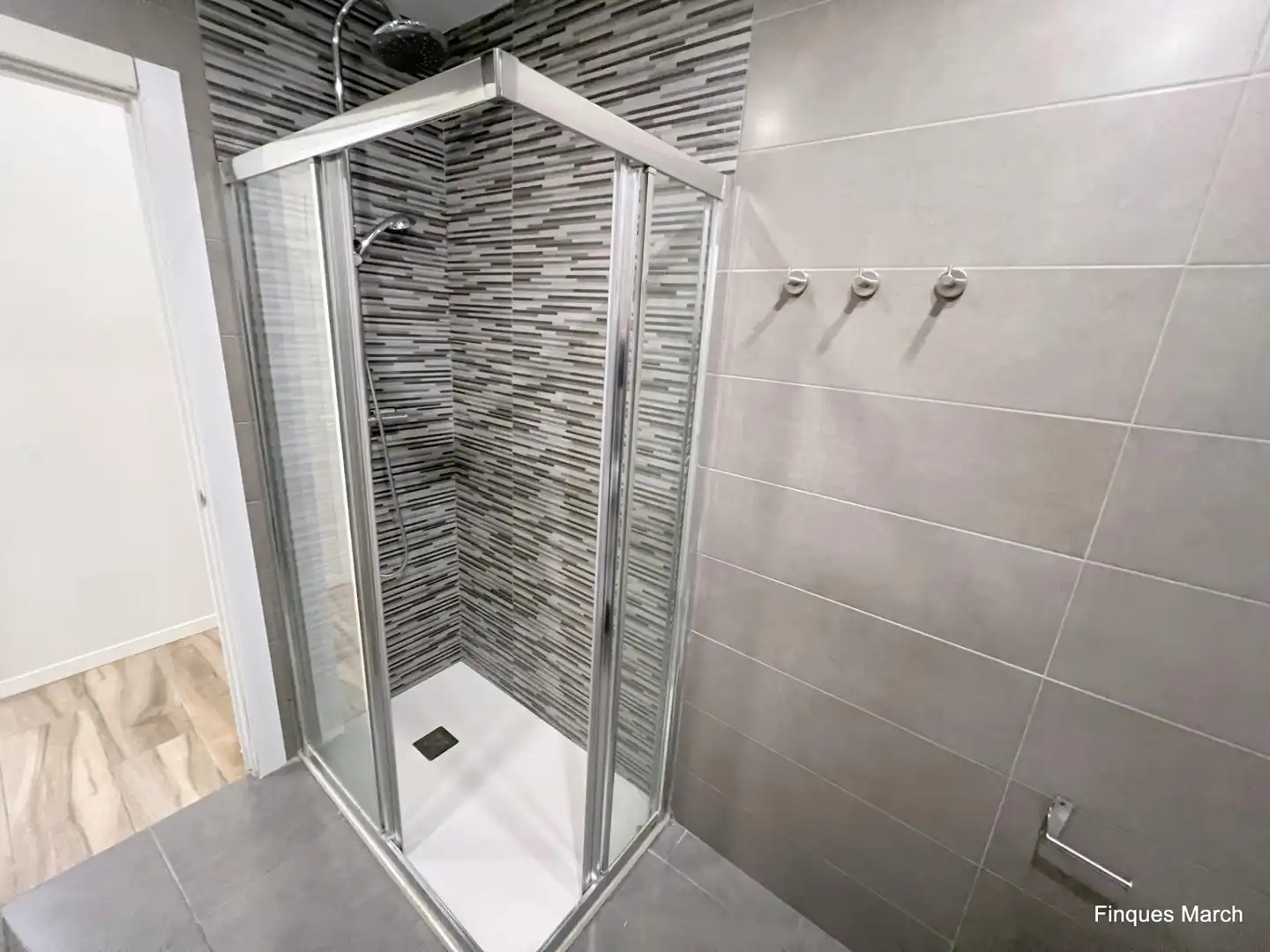 Baño de Piso en venta en Barcelona con Aire acondicionado y Amueblado