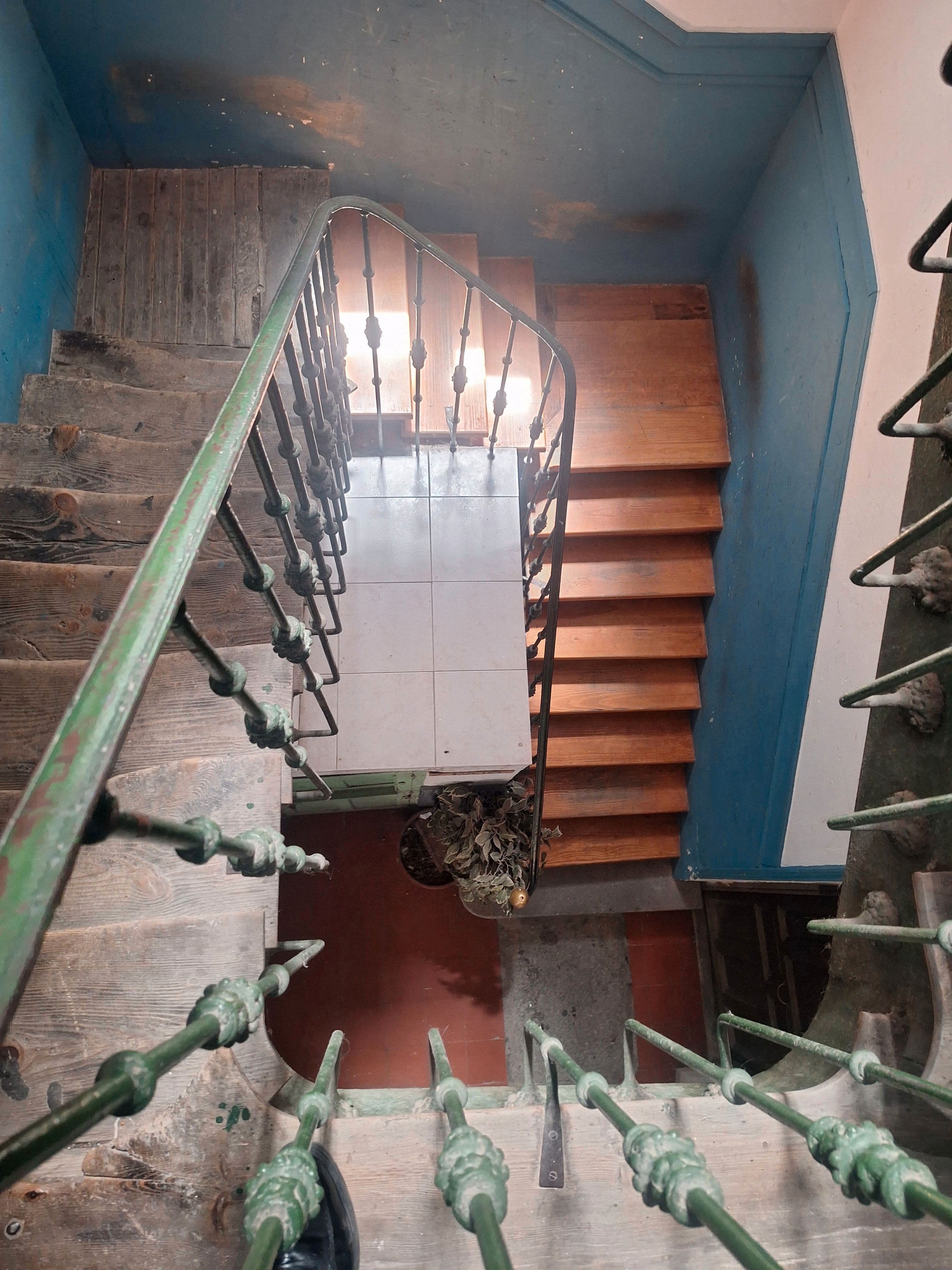 Building for sale in Calle de la Esperanza, Embajadores - Lavapiés