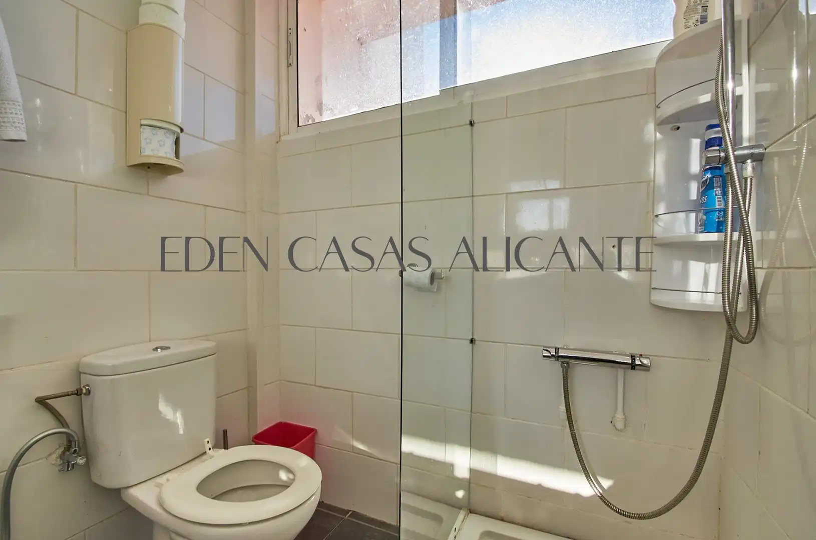 Baño de Piso en venta en El Campello con Aire acondicionado, Jardín privado y Terraza