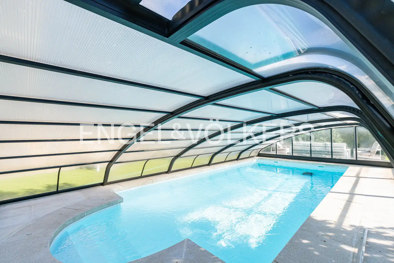 Piscina de Casa o xalet en venda en El Boalo - Cerceda – Mataelpino amb Aire condicionat, Calefacció i Jardí privat