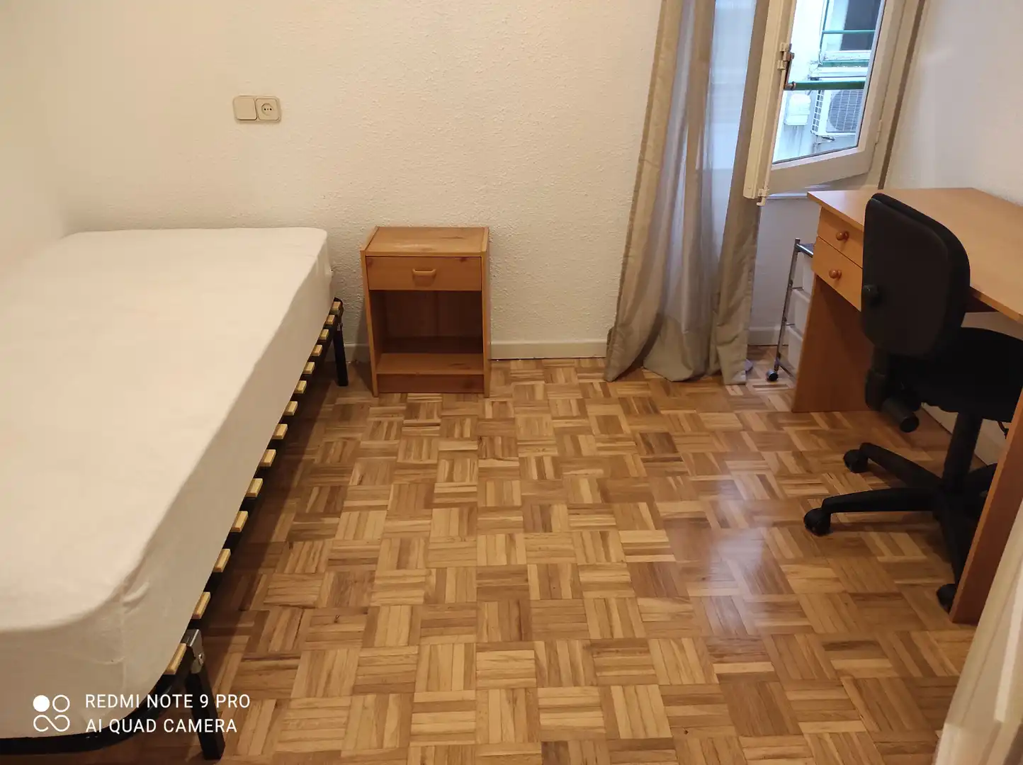 Habitación de Piso de alquiler en Madrid con Calefacción, Parquet y Terraza