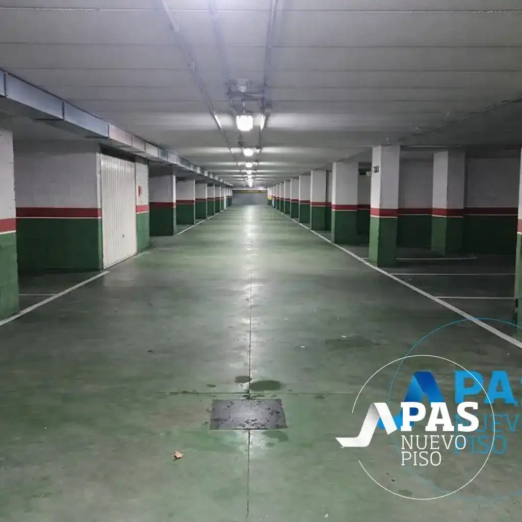 Aparcament de Garatge en venda en Santander