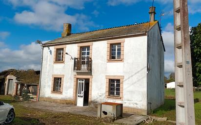 Vista exterior de Finca rústica en venda en Cospeito amb Jardí privat i Moblat