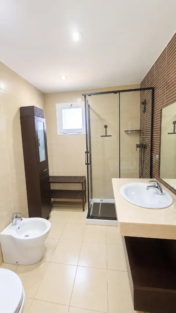Baño de Piso en venta en Rincón de la Victoria con Jardín privado, Horno y Lavadora