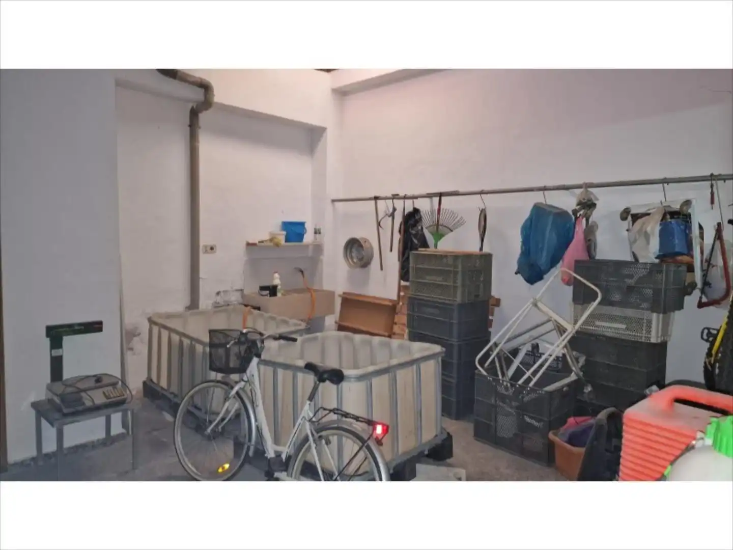 Buildings for sale in Alberic