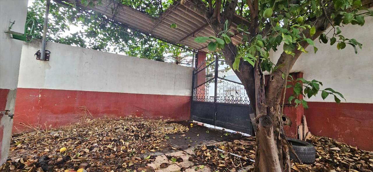 Vista exterior de Casa o xalet en venda en  Córdoba Capital amb Traster