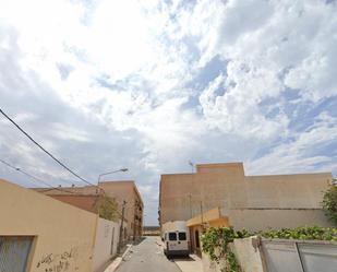 Vista exterior de Pis en venda en Roquetas de Mar