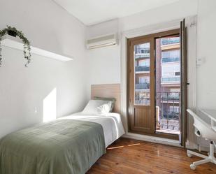 Bedroom of Flat to share in  Madrid Capital  with Air Conditioner, Heating and Terrace