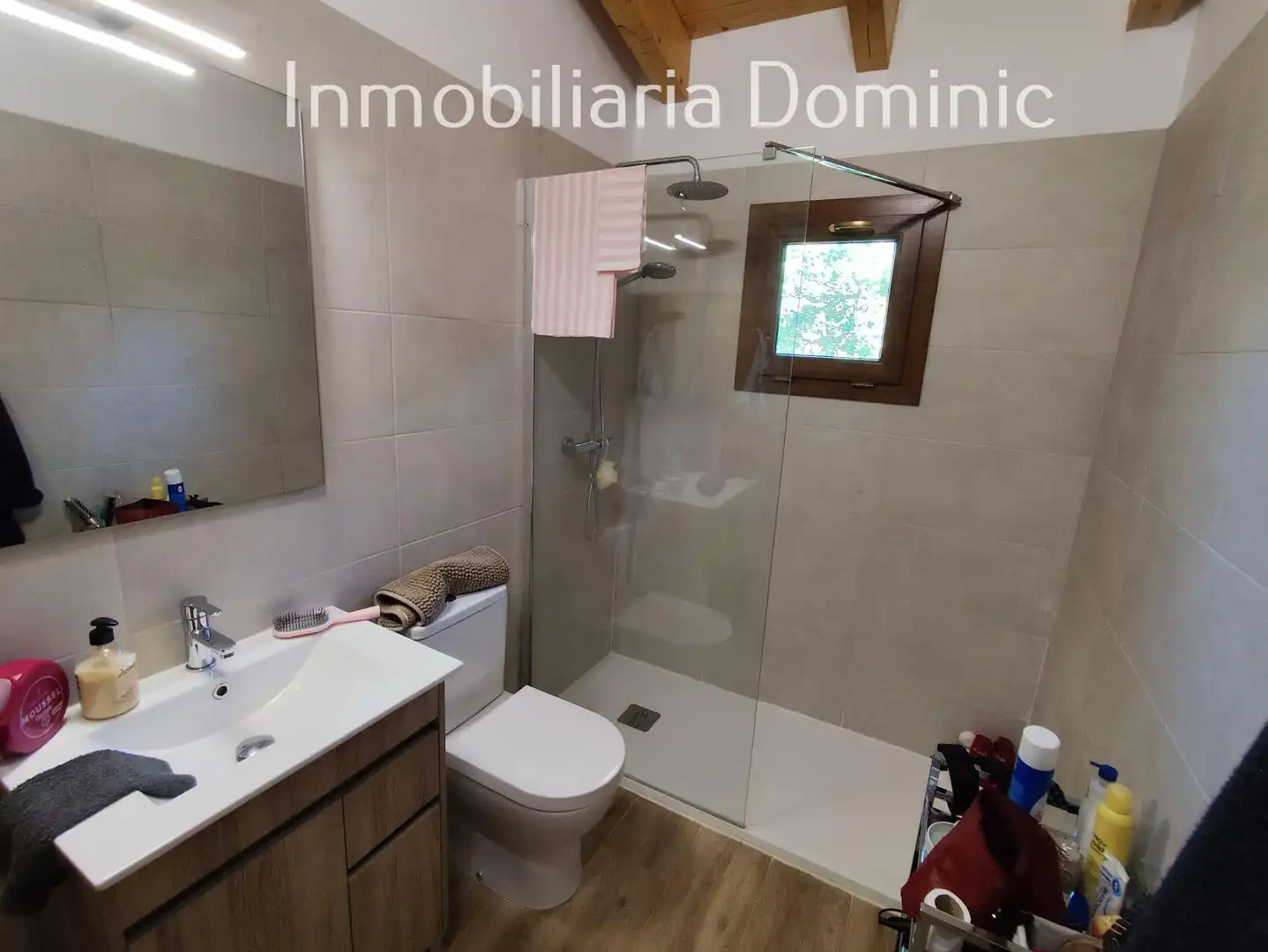 Bany de Casa o xalet en venda en Caldes de Malavella amb Calefacció, Jardí privat i Terrassa