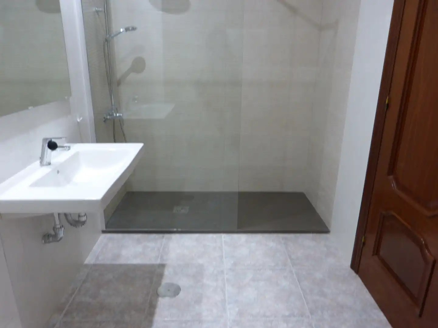 Flat for rent in Calle Navarro Rodrigo, Centro