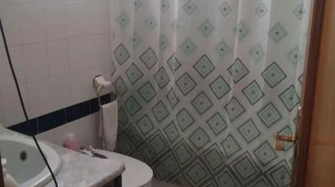 Foto 2 von Einfamilien-Reihenhaus zum Verkauf in Calle Maimonides, 23, Adamuz, Córdoba