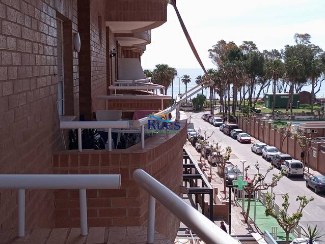 Apartamento en Venta en Calle AMPLARIES en Costa Marina