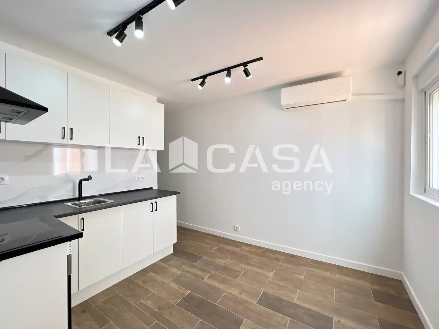 Local comercial en venta en Salut - Lloreda, imagen 15