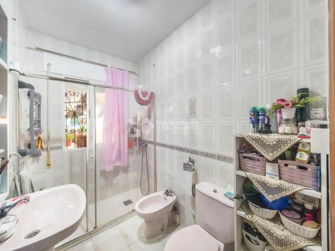 Bathroom of Houses for sale in Nuevo Baztán  with Heating, Private garden and Swimming Pool