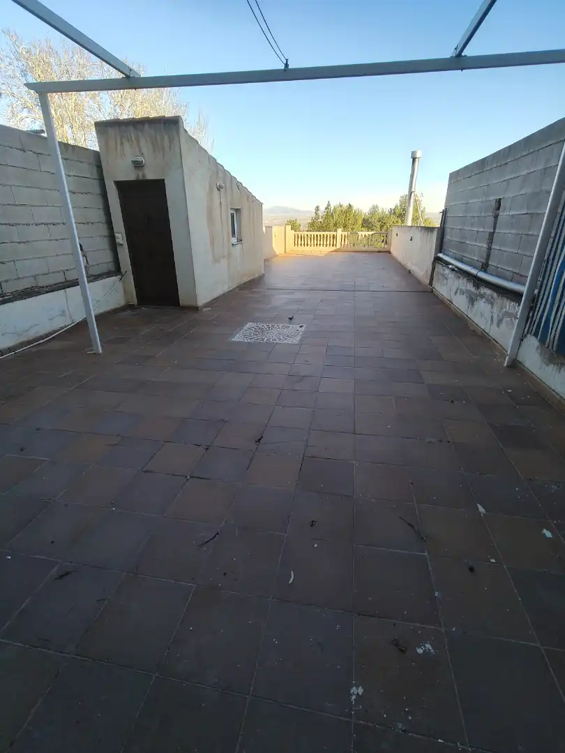Terrassa de Casa o xalet en venda en Baza amb Moblat
