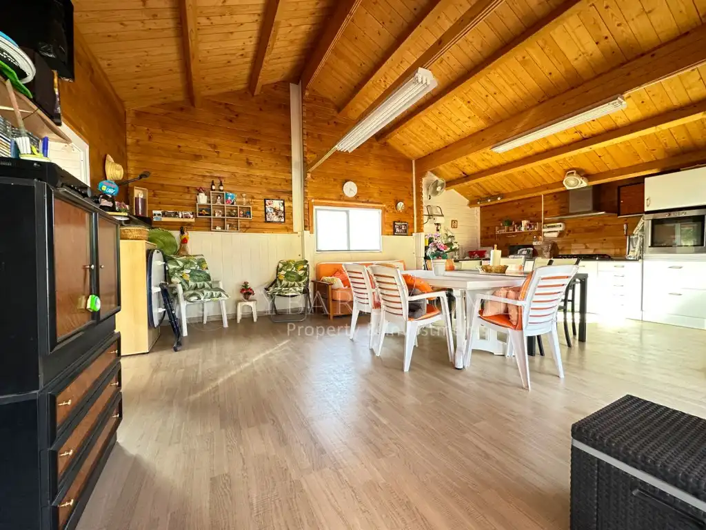 Villa con piscina in vendita a Partida Alters