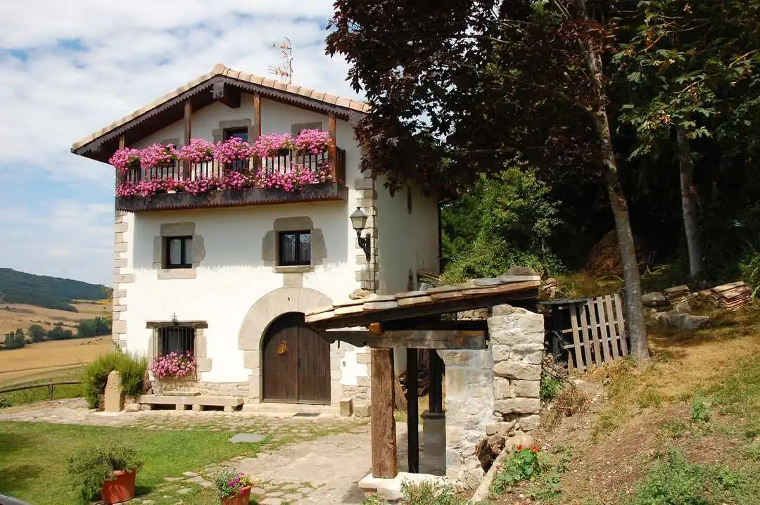 Vista exterior de Finca rústica en venta en Ezcabarte con Calefacción y Amueblado