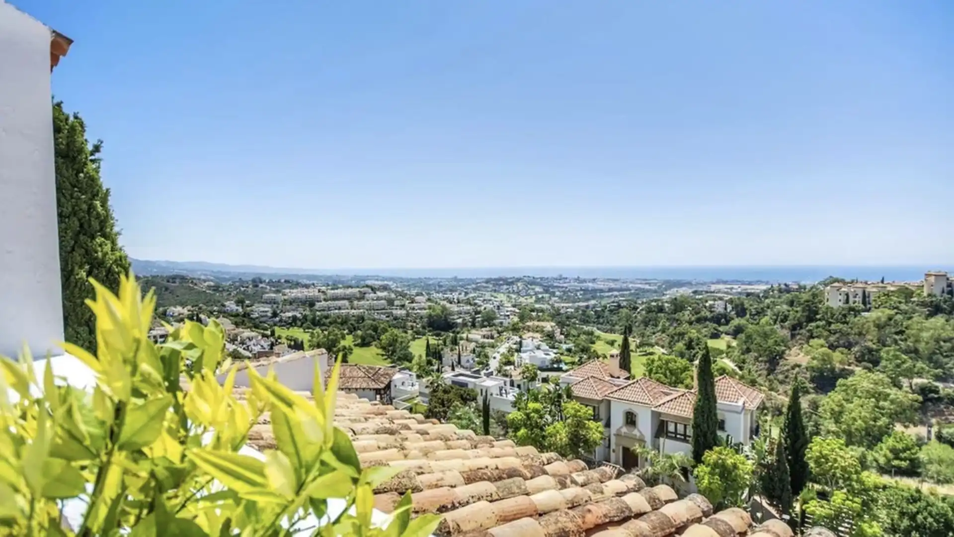 Vista exterior de Piso en venta en Benalmádena con Aire acondicionado, Terraza y Amueblado
