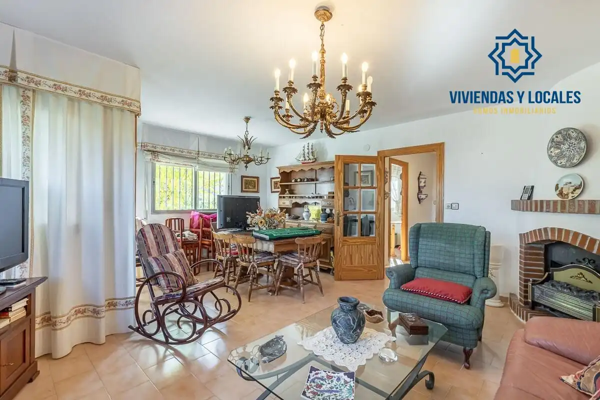 Detached house with pool for sale in Gójar, imagen 9