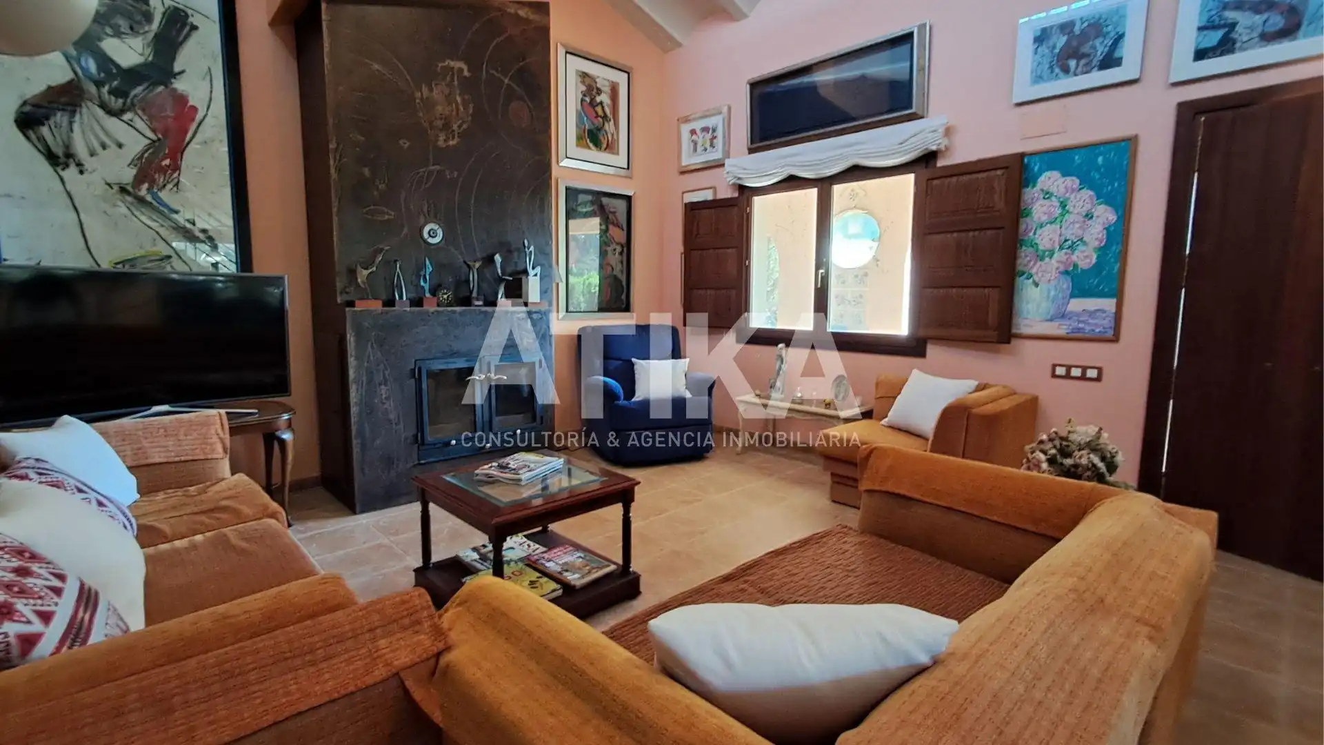 Living room of Houses for rent in Ontinyent  with Heating, Private garden and Furnished