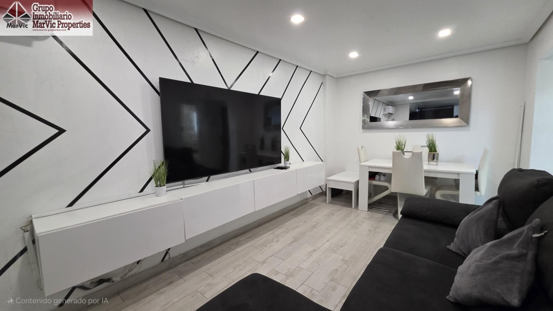 Sala de estar de Piso en venta en Benidorm con Aire acondicionado, Piscina y Piscina comunitaria