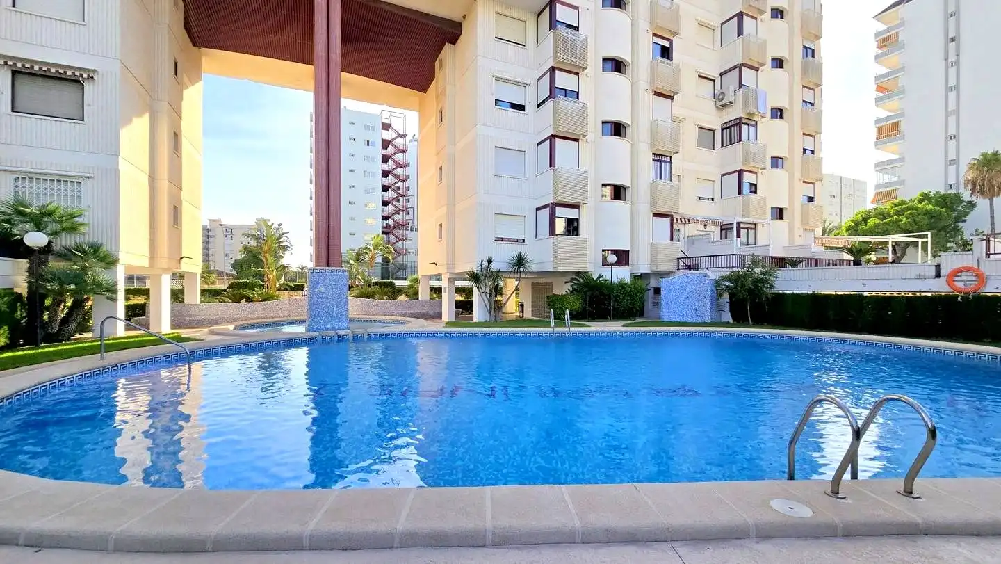 Schwimmbecken von Wohnung zum Verkauf in Gandia mit Klimaanlage, Terrasse und Möbliert