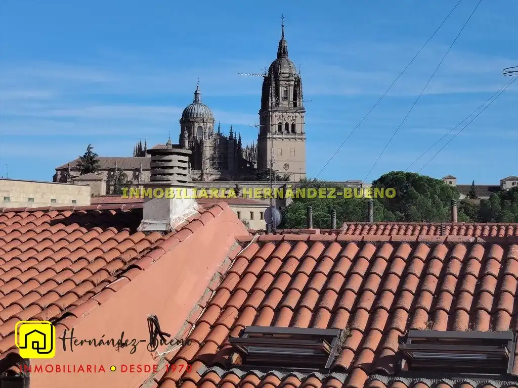 Flat with lift for sale in Centro