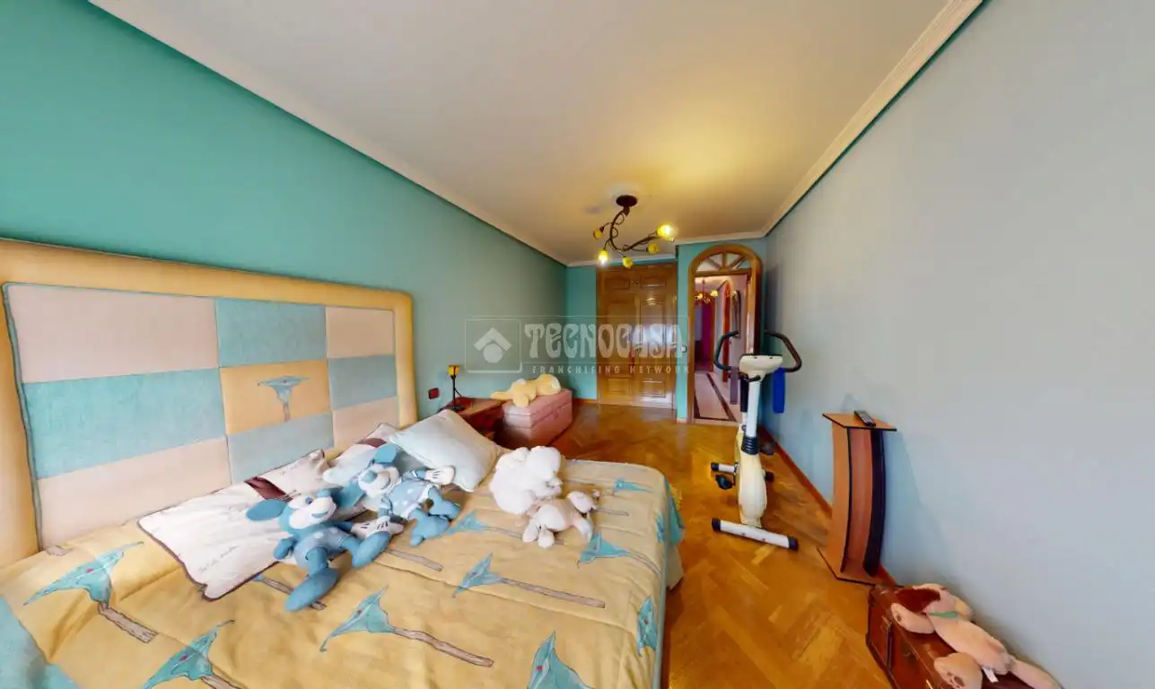 Schlafzimmer von Einfamilien-Reihenhaus zum Verkauf in Leganés mit Heizung, Parkett und Terrasse