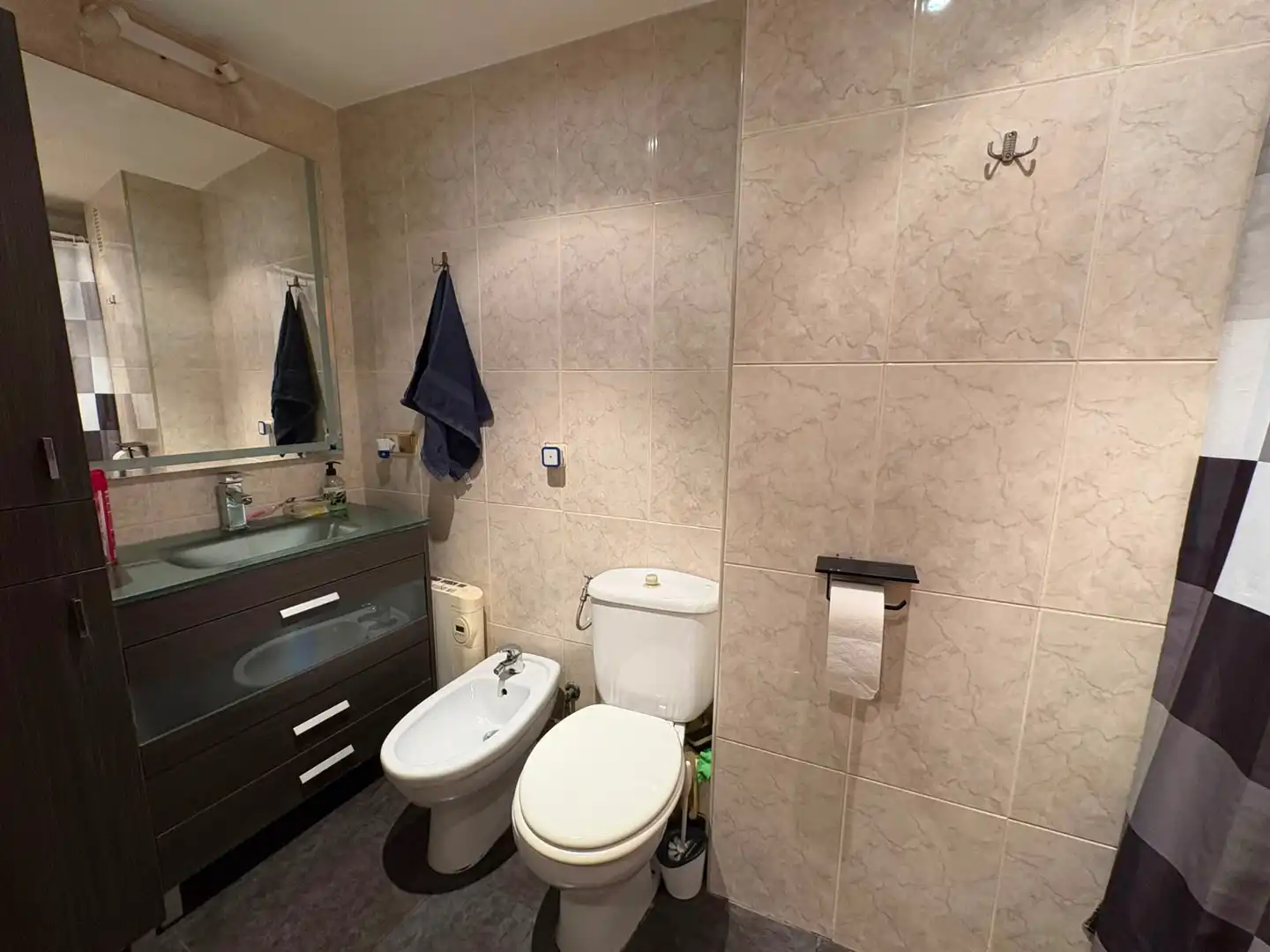 Bathroom of Flat for sale in Lleida  with Air Conditioner, Heating and Parquet flooring
