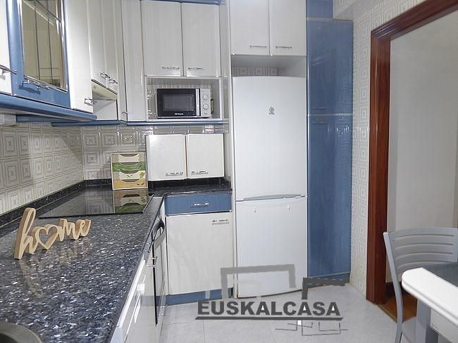 Kitchen of Flat for sale in Bilbao   with Heating, Storage room and Furnished