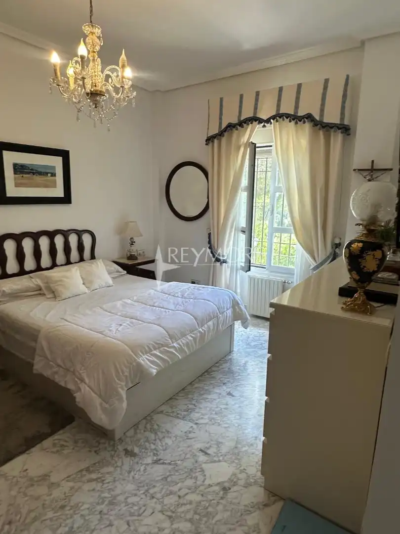 Houses for sale in Poniente-Norte - Miralbaida - Parque Azahara