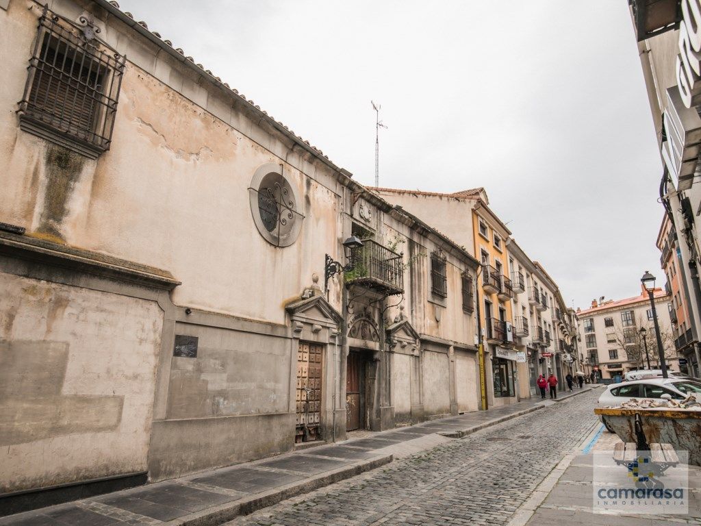 Exterior view of Building for sale in Ávila Capital