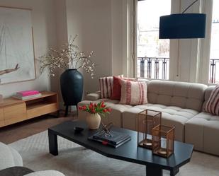 Living room of Flat for sale in  Madrid Capital  with Air Conditioner, Heating and Terrace