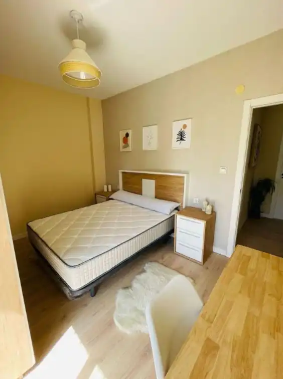 Bedroom of Flat for rent in Granada  with Air Conditioner, Furnished and Oven