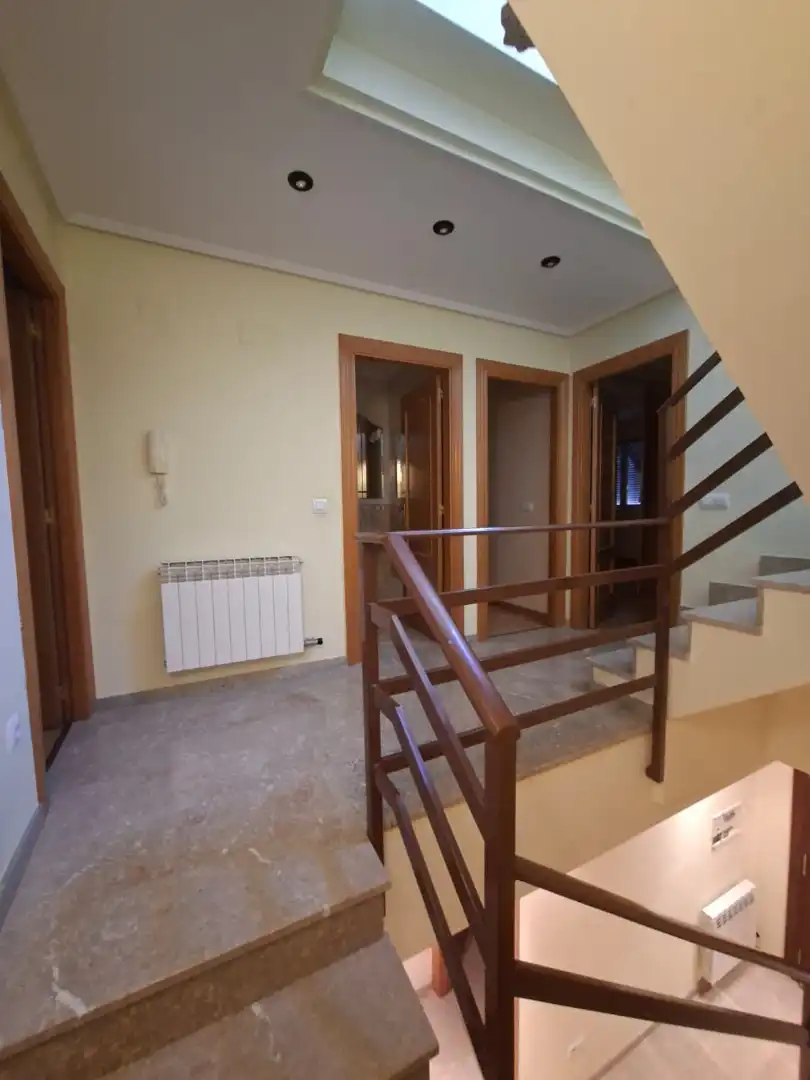 Detached homes for sale in Lardero  with Heating, Parquet flooring and Terrace