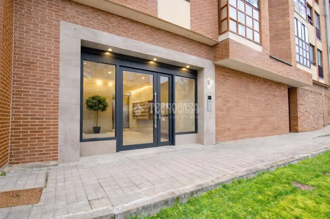 Piso en venta en El Carmen, Segovia Capital