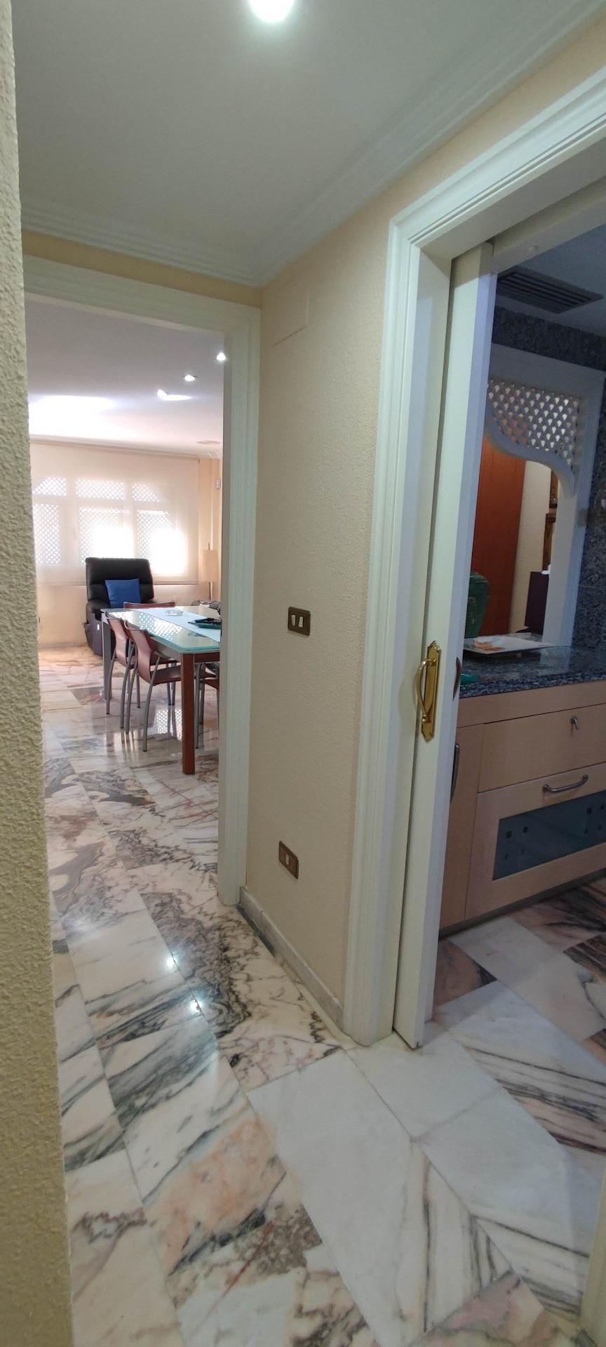 Casa adosada en venda en Santa Pola amb Aire condicionat, Jardí privat i Terrassa