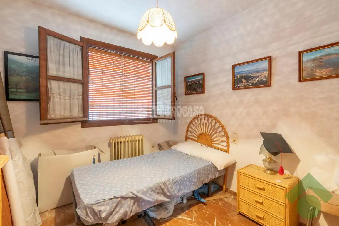 Habitación de Casa adosada en venta en Ogíjares con Aire acondicionado, Calefacción y Trastero