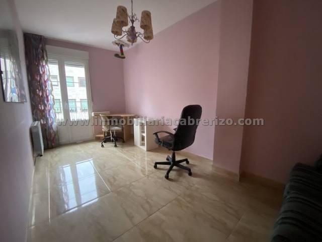 Piso en Venta en Calle María Zambrano en Gran Via