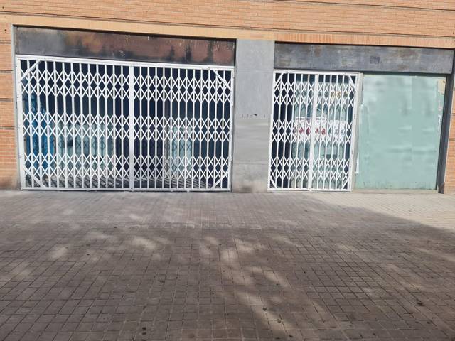 Local comercial en Alquiler en Av Tres Forques en La Fontsanta