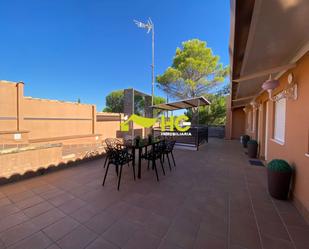 Terrace of Flat to share in Villaviciosa de Odón  with Air Conditioner, Heating and Furnished