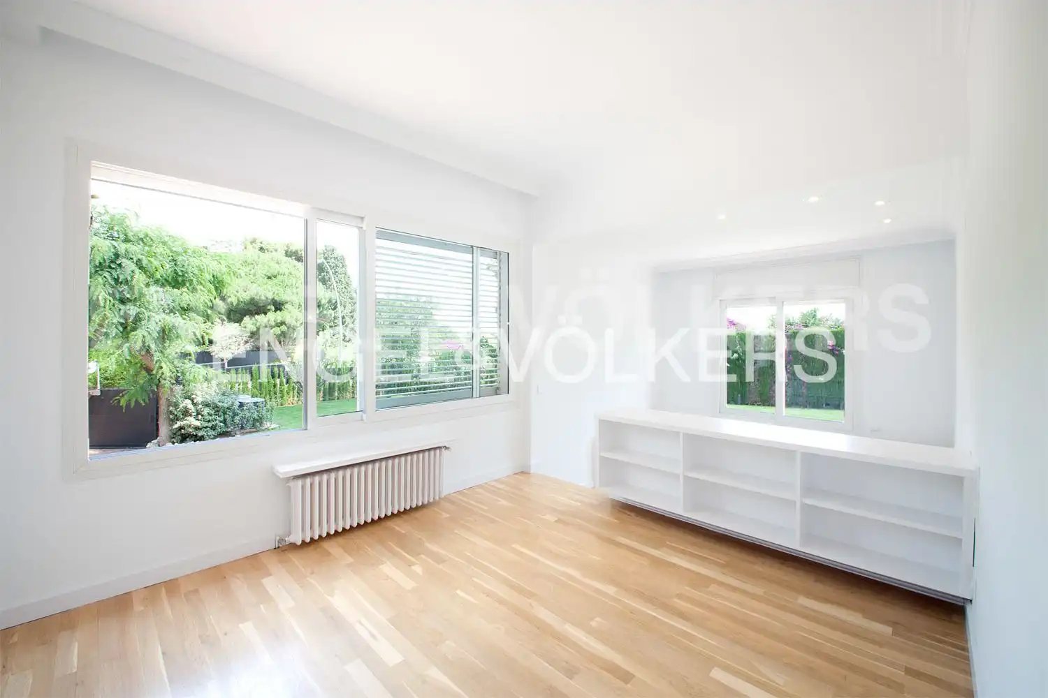 Sala d'estar de Casa o xalet de lloguer en Barcelona amb Aire condicionat, Calefacció i Jardí privat