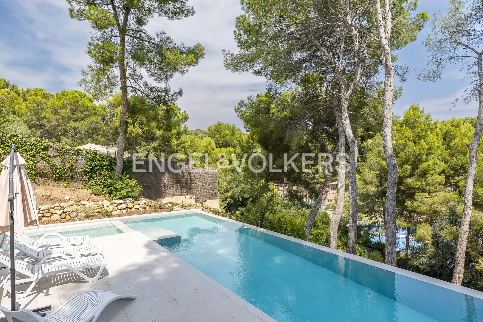 Piscina de Casa o xalet en venda en Tarragona amb Aire condicionat, Calefacció i Jardí privat