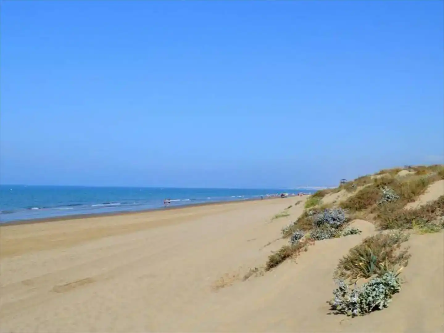 Exterior view of Flat for sale in Elviria - Cabopino